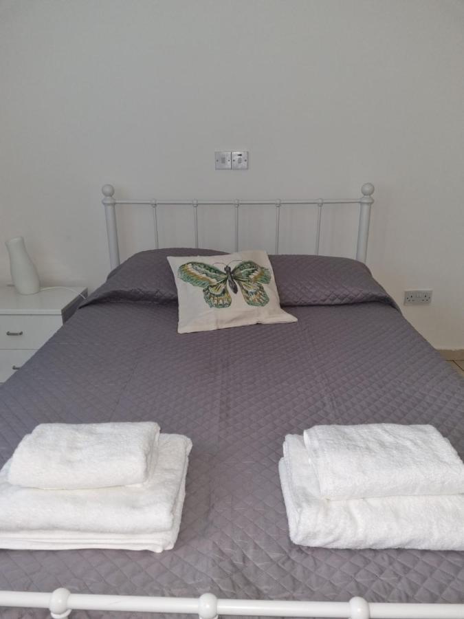 Cosy One Bedroom Apartment In Pafos Exterior foto